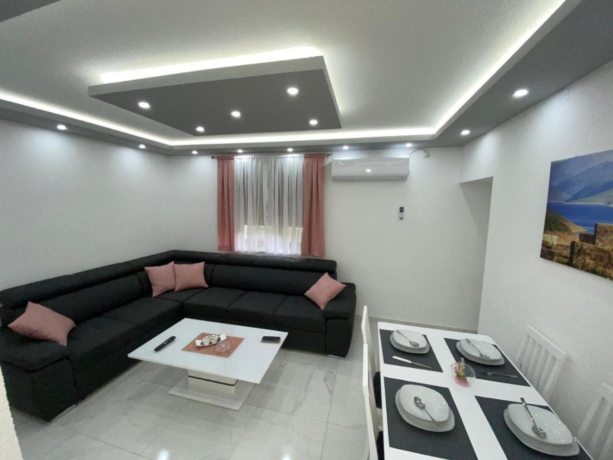 Apartman Jovana Bileca Exterior photo